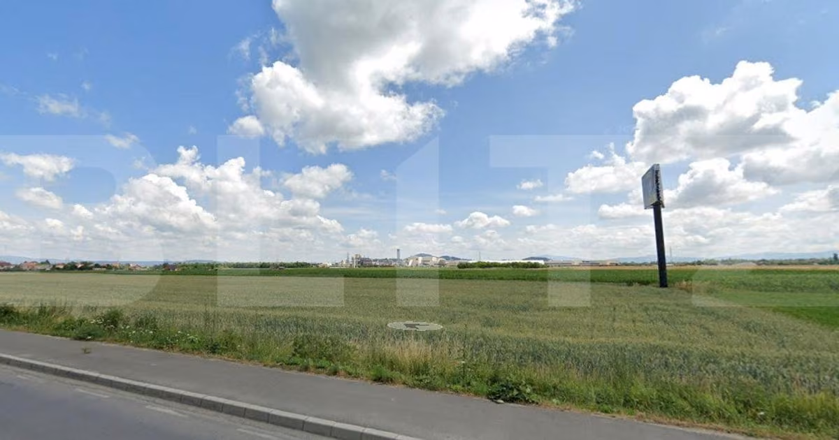 Teren Construcții intravilan de vânzare de 10701 mp, în zona Stupini, Brașov