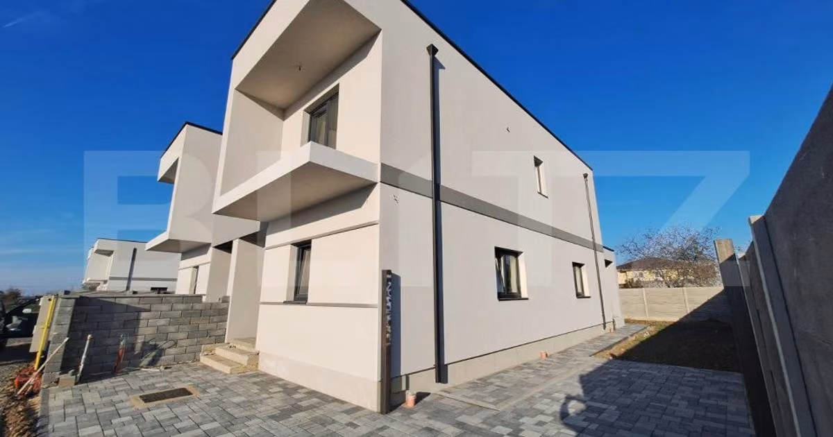 Duplex de vânzare cu 4 camere în Moșnița Veche