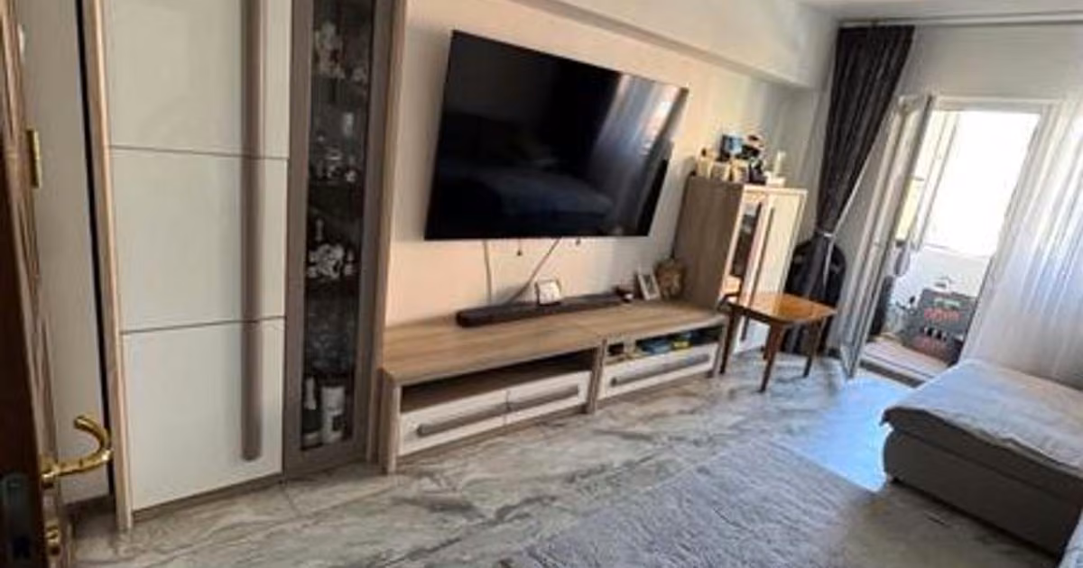 Apartament de vânzare cu 3 camere, mobilat în zona Astra, Brașov