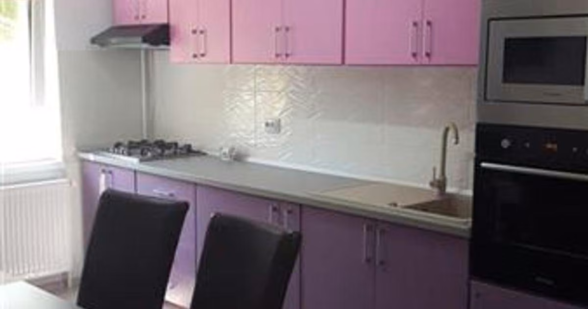 Apartament de vânzare cu 3 camere, mobilat în zona Răcădău, Brașov