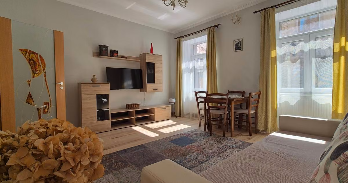 Apartament de vânzare cu 2 camere în zona Centrul Istoric, Brașov