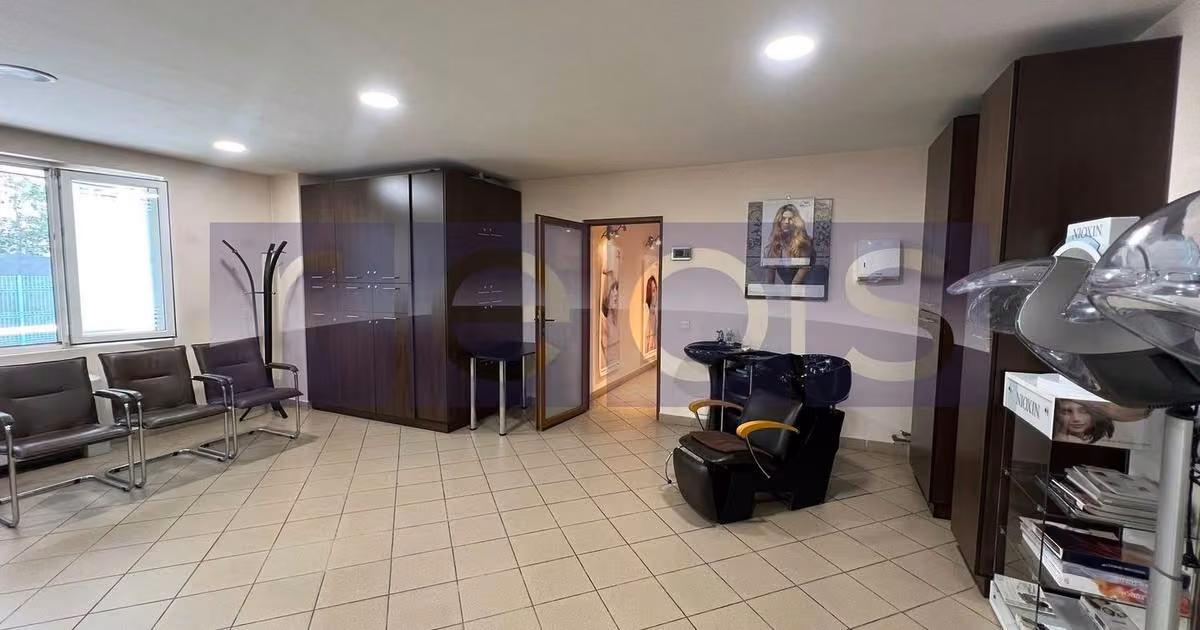 Spațiu comercial de vânzare de 102 mp, în zona Decebal, Sector 3