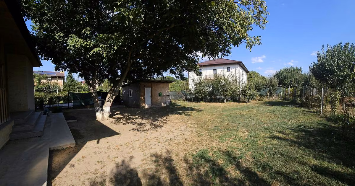 Casă individuală de vânzare cu 4 camere în Măgurele