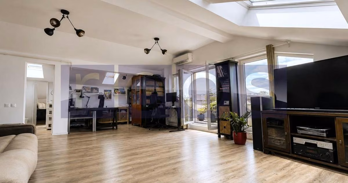 Apartament de vânzare cu 3 camere, mobilat în zona Titan, Sector 3