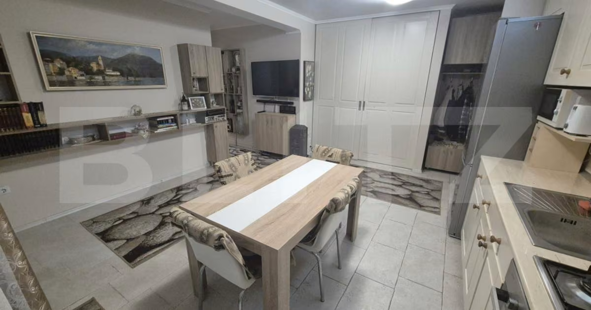 Apartament de vânzare cu 2 camere, mobilat în Florești