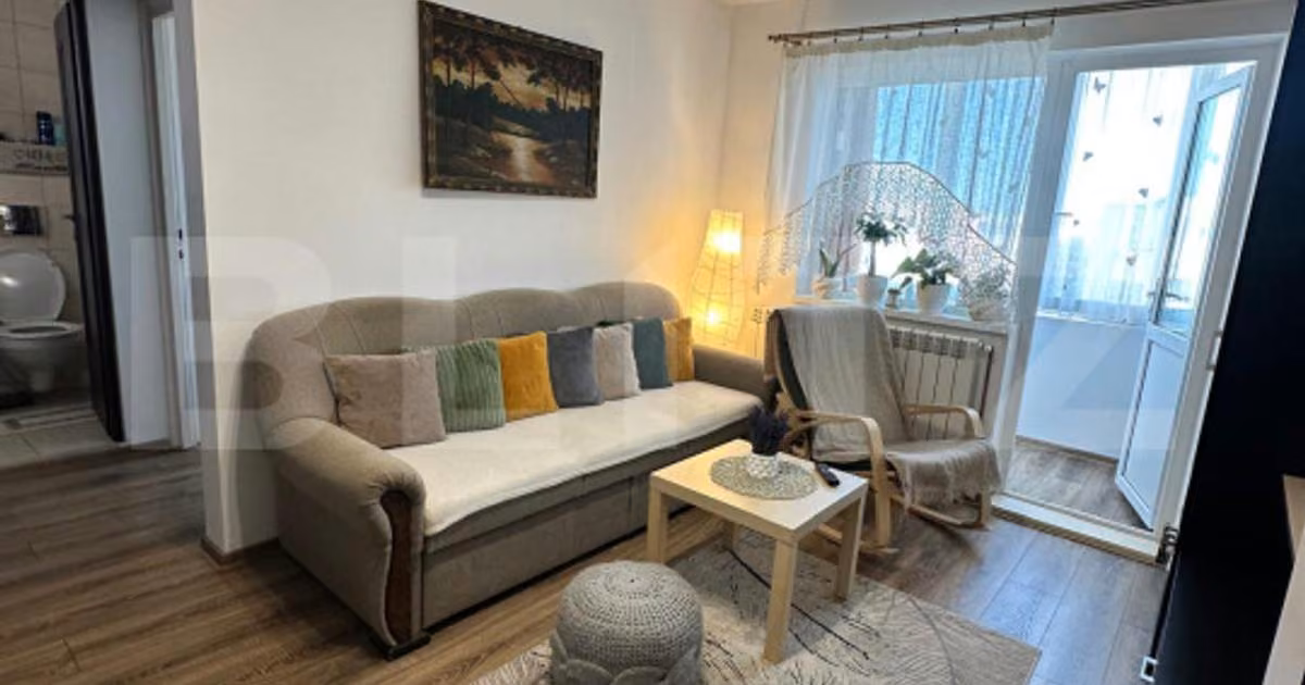 Apartament de vânzare cu 2 camere, mobilat în Turda