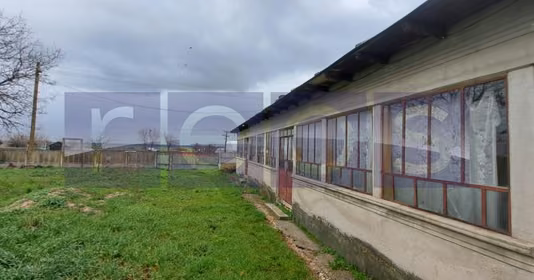 Casă Peretu