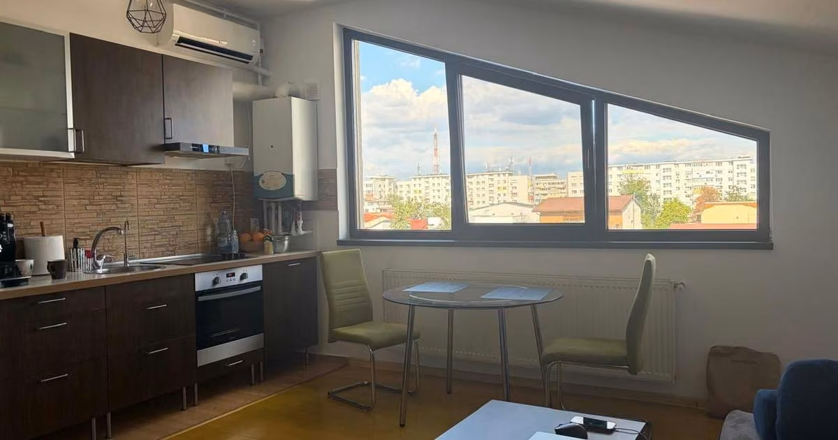 Apartament de vânzare cu 2 camere, mobilat în zona 1 Mai, Sector 1
