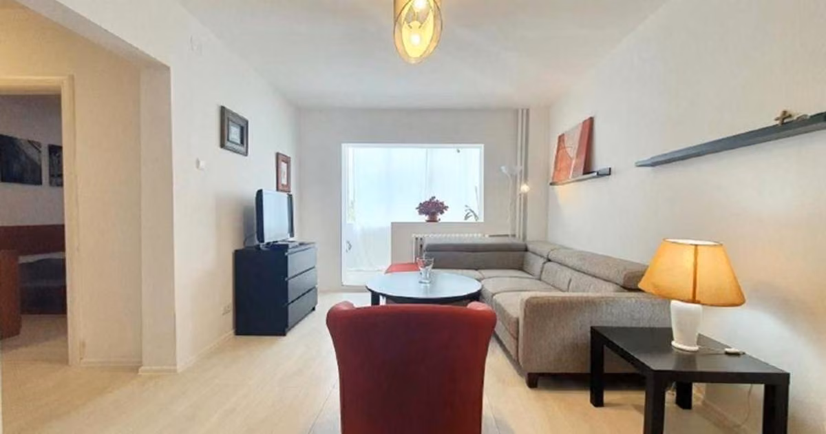 Apartament de vânzare cu 2 camere, mobilat în zona Turda, Sector 1
