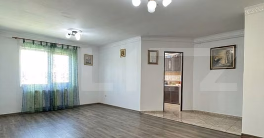 Apartament Florești