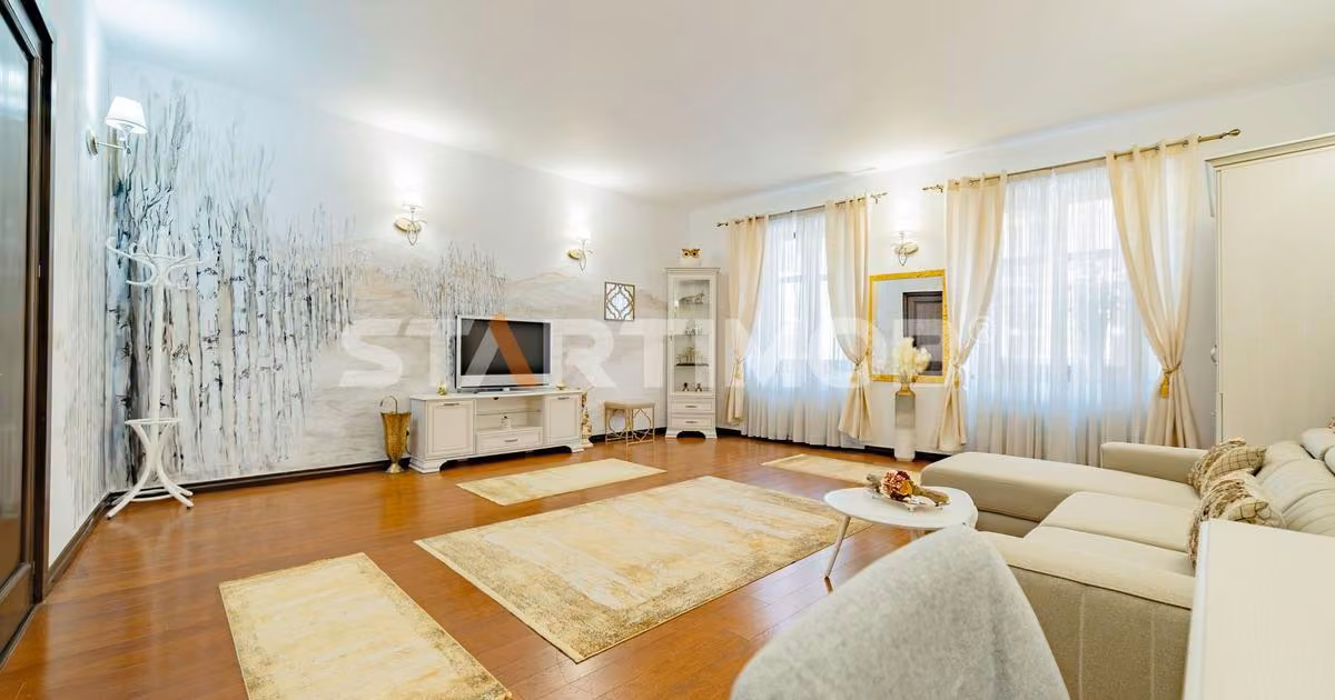 Apartament de vânzare cu 2 camere, mobilat în zona Centrul Istoric, Brașov