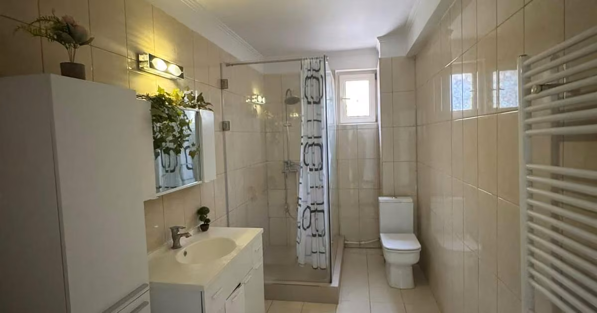 Apartament de vânzare cu 3 camere în zona Fundeni, Sector 2