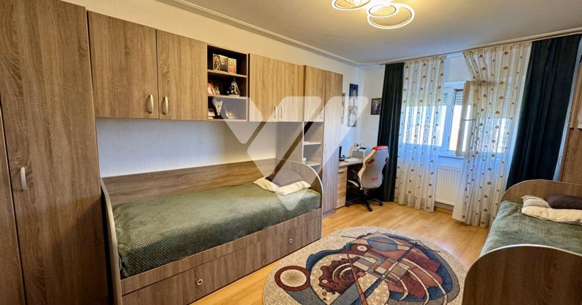 Apartament de vânzare cu 2 camere, mobilat în zona Vasile Aaron, Sibiu