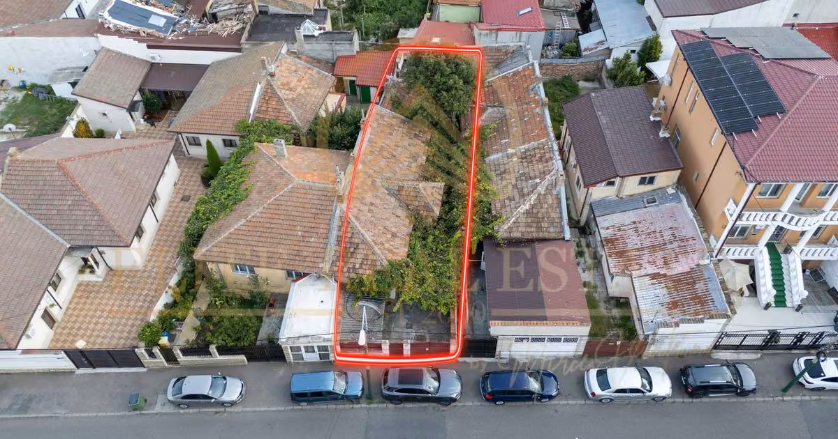Casă individuală de vânzare cu 4 camere în zona Faleza Nord, Constanța