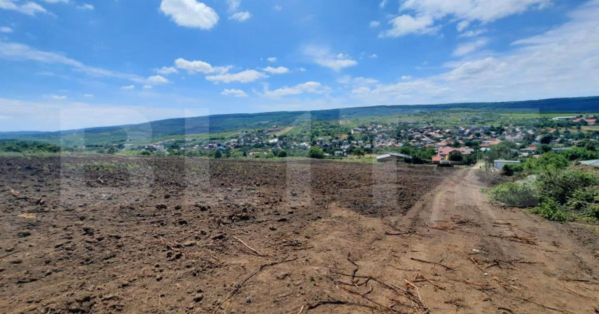 Teren Construcții intravilan de vânzare de 500 mp, în zona Tomești, Iași