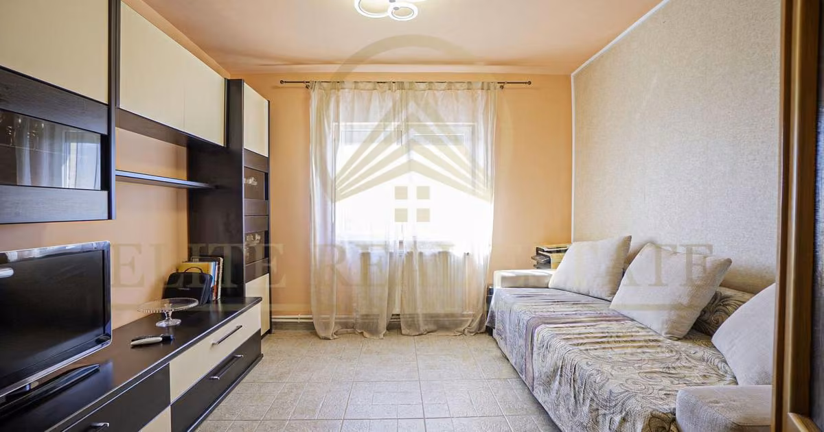 Apartament de vânzare cu 4 camere, mobilat în zona Inel II, Constanța