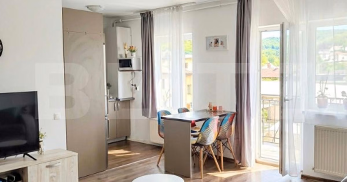 Apartament de vânzare cu 2 camere, mobilat în Florești