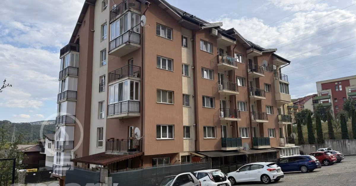 Apartament de vânzare cu 3 camere, mobilat în zona Mănăștur, Cluj-Napoca