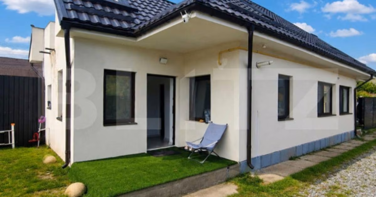 Casă individuală de vânzare cu 4 camere, mobilată în Florești