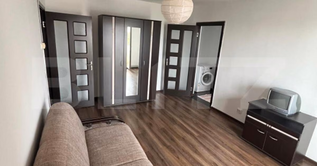 Apartament de vânzare cu 2 camere, mobilat în Turda