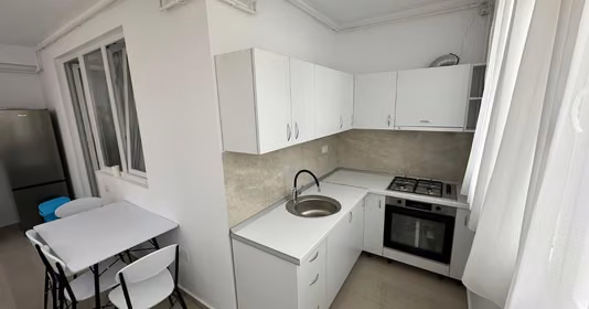 Apartament Militari