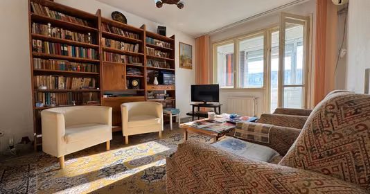 Apartament Titan