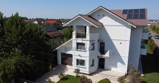 Casă Domnești