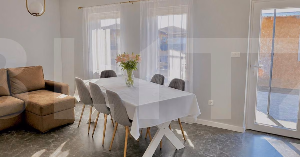 Duplex de vânzare cu 3 camere, mobilat în Șag