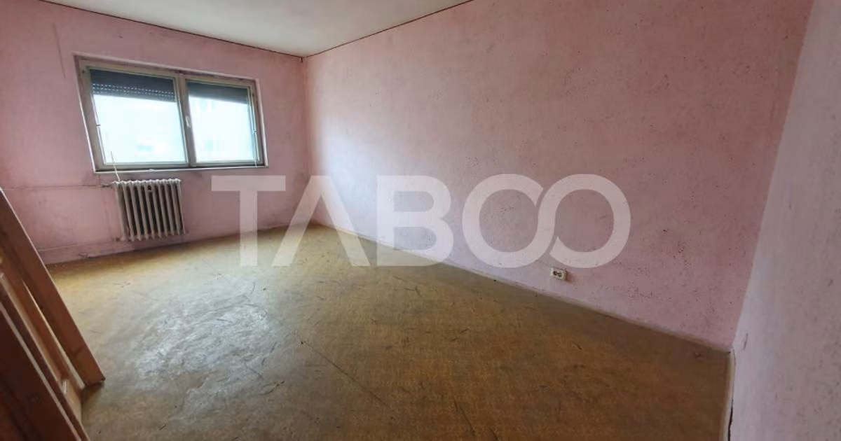 Apartament de vânzare cu 2 camere în Făgăraș