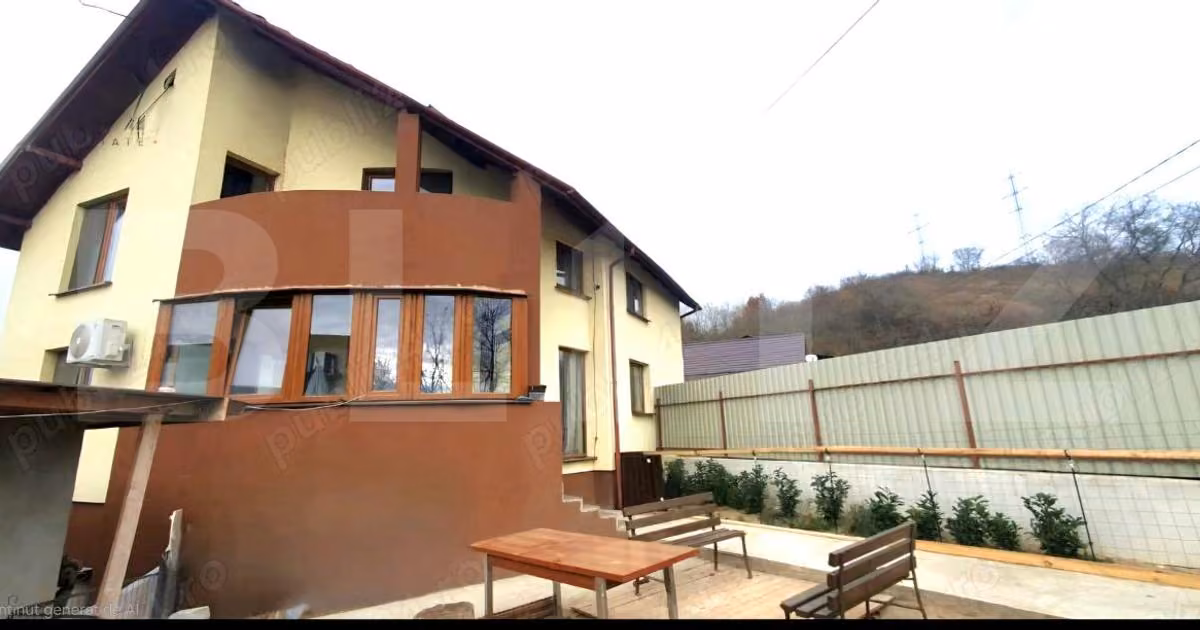 Casă individuală de vânzare cu 4 camere, mobilată în Florești