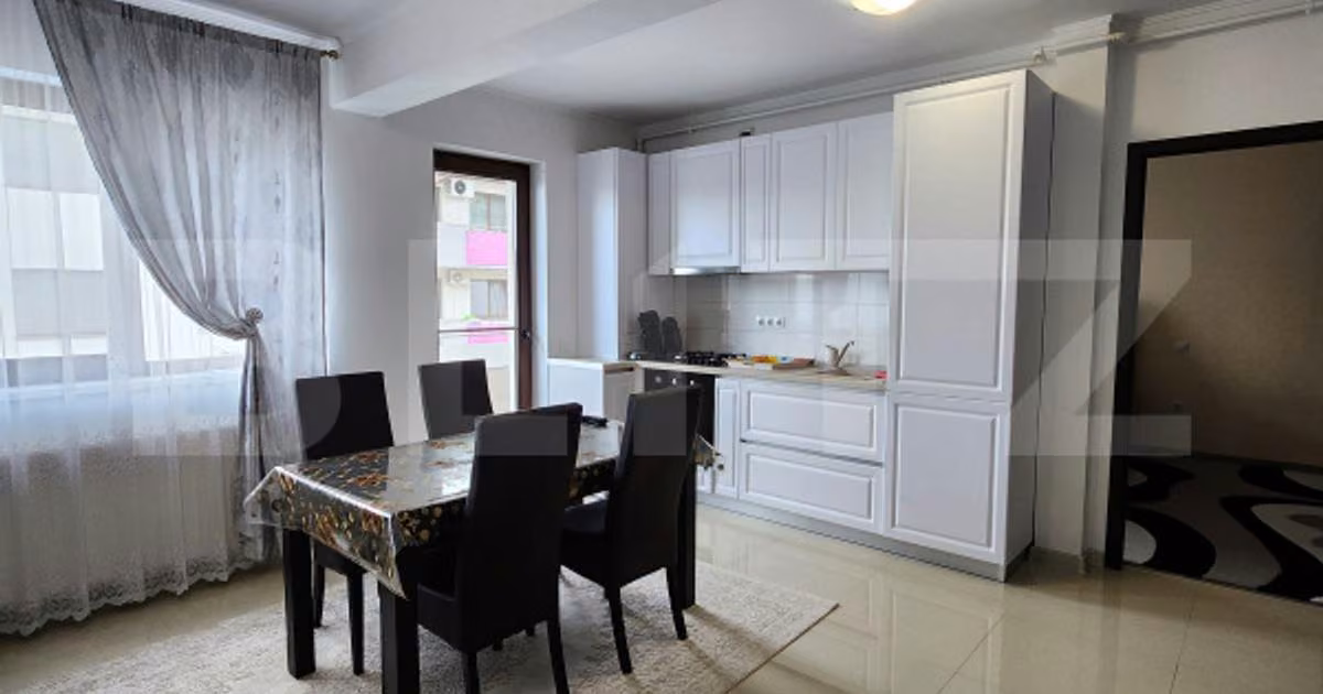 Apartament de vânzare cu 3 camere, mobilat în Florești