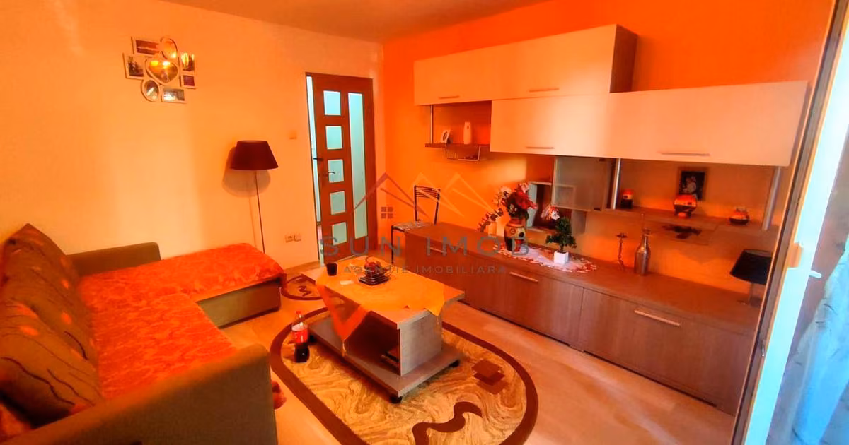 Apartament de vânzare cu 2 camere, mobilat în Câmpina