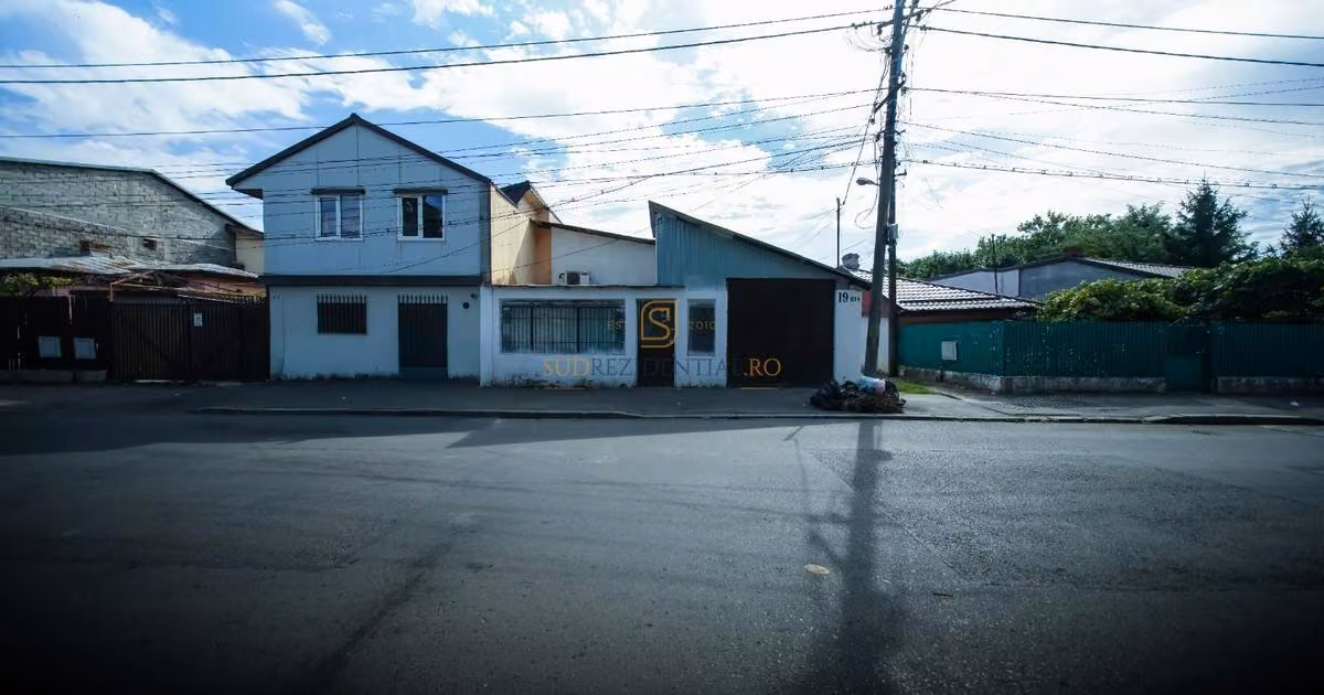 Casă individuală de vânzare cu 2 camere, mobilată în zona Giurgiului, Sector 4
