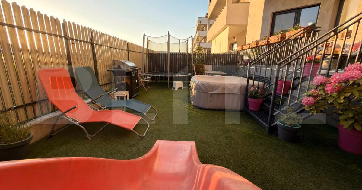 Apartament de vânzare cu 3 camere, mobilat în Florești
