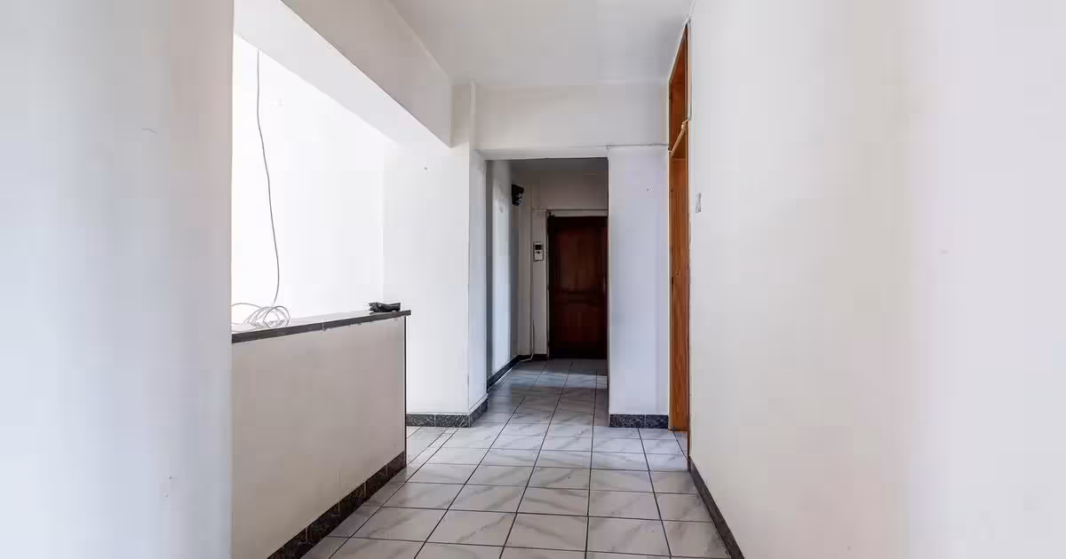Apartament de vânzare cu 4 camere în zona Aurel Vlaicu, Arad