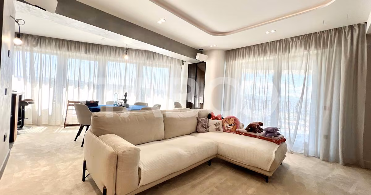 Apartament de vânzare cu 3 camere, mobilat în zona Mănăștur, Cluj-Napoca