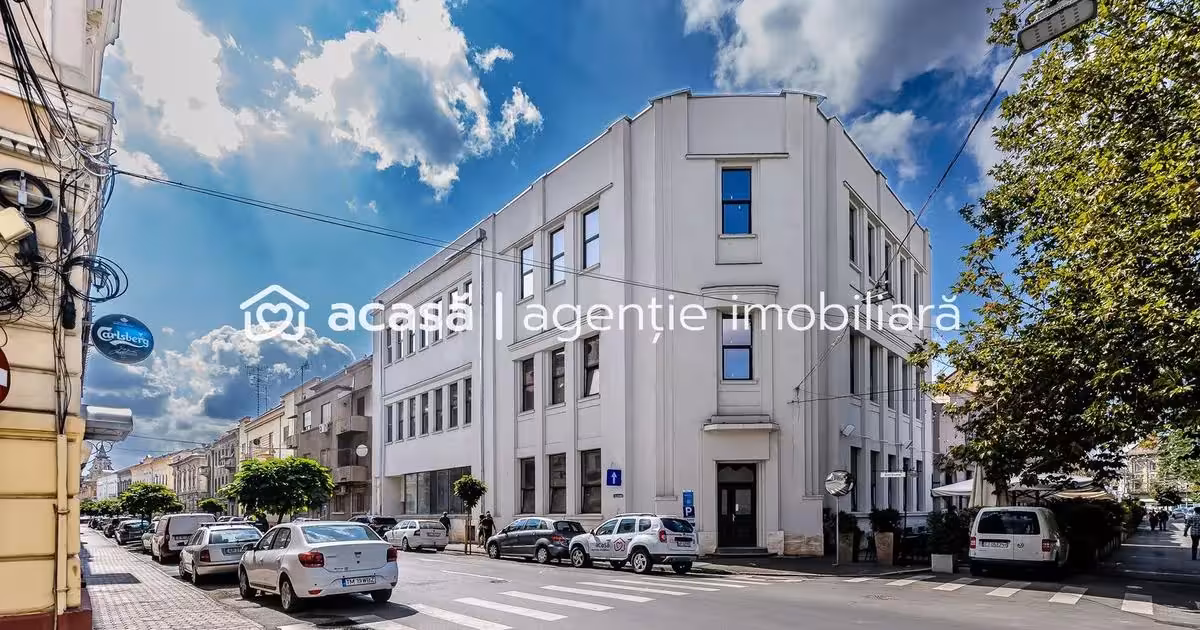Casă individuală de vânzare cu 10 camere în zona Ultracentral, Arad