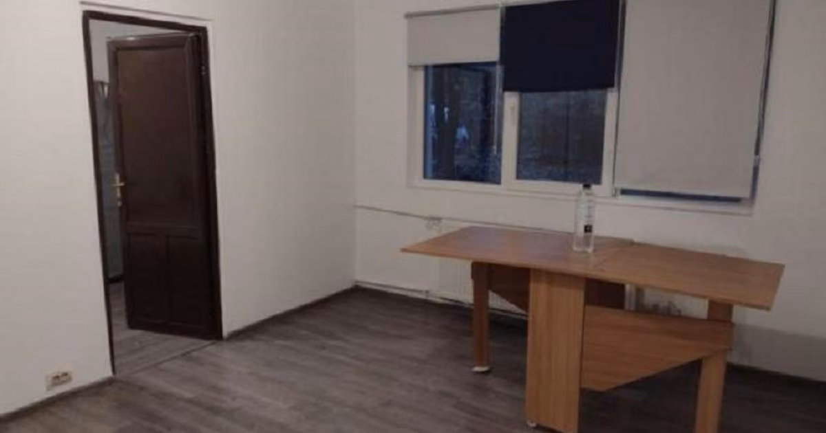 Apartament de vânzare cu 2 camere în zona Vest, Ploiești