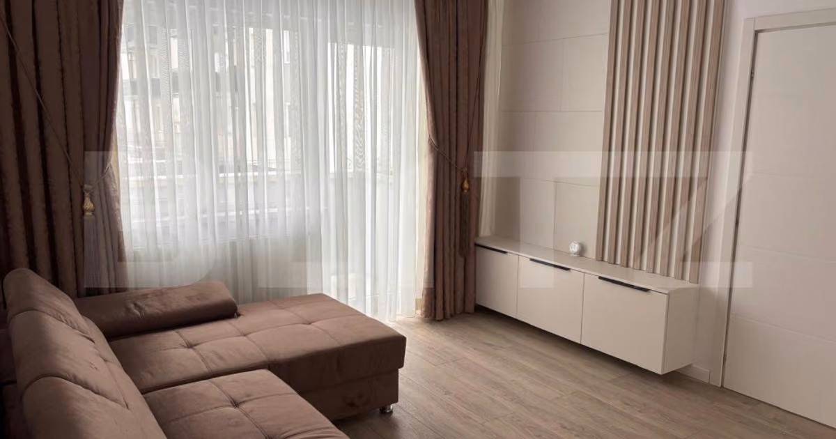 Apartament de vânzare cu 2 camere, mobilat în Florești