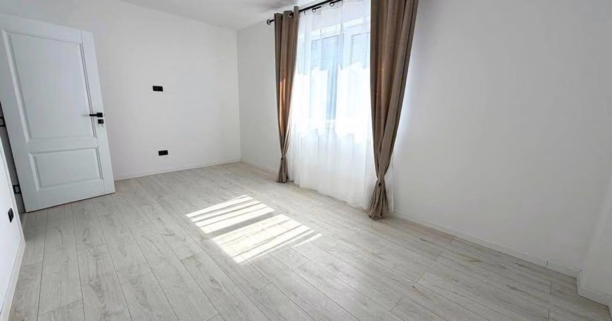 Apartament de vânzare cu 2 camere în zona Cug, Iași