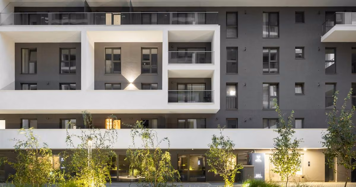Apartament de vânzare cu 3 camere în zona Barbu Văcărescu, Sector 2