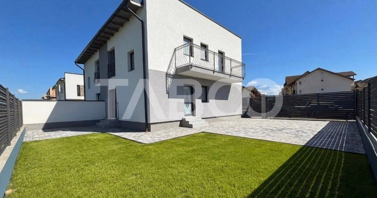Duplex de vânzare cu 4 camere în Șelimbăr