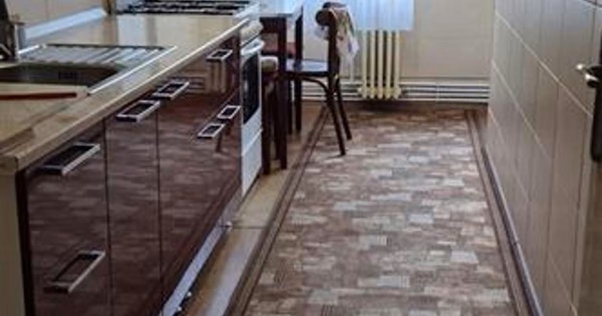 Apartament de vânzare cu 3 camere în zona Podul de Fier, Iași