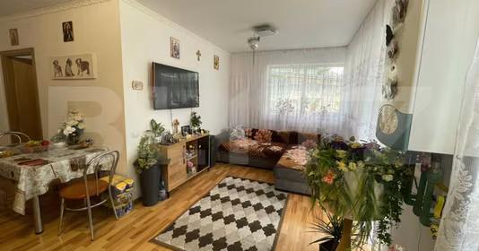 Apartament Florești