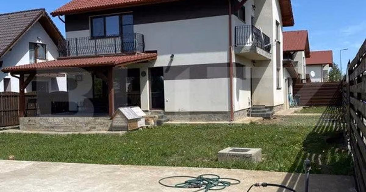 Casă individuală de vânzare cu 5 camere, mobilată în Tărlungeni