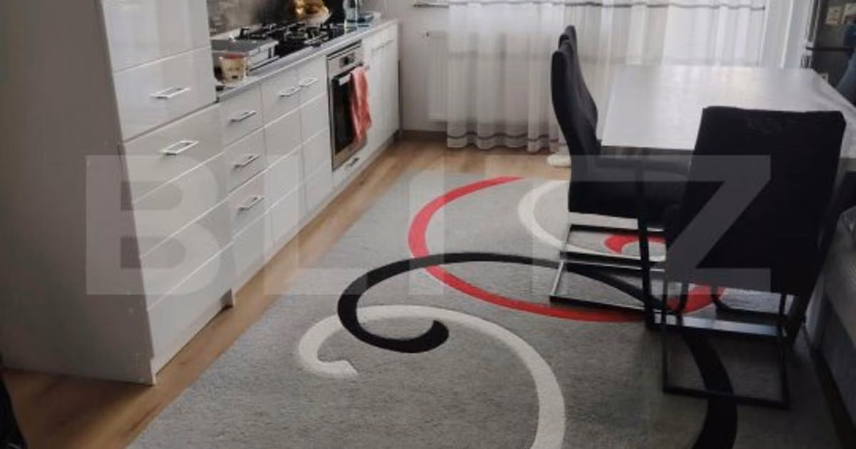 Apartament de vânzare cu 3 camere, mobilat în Florești