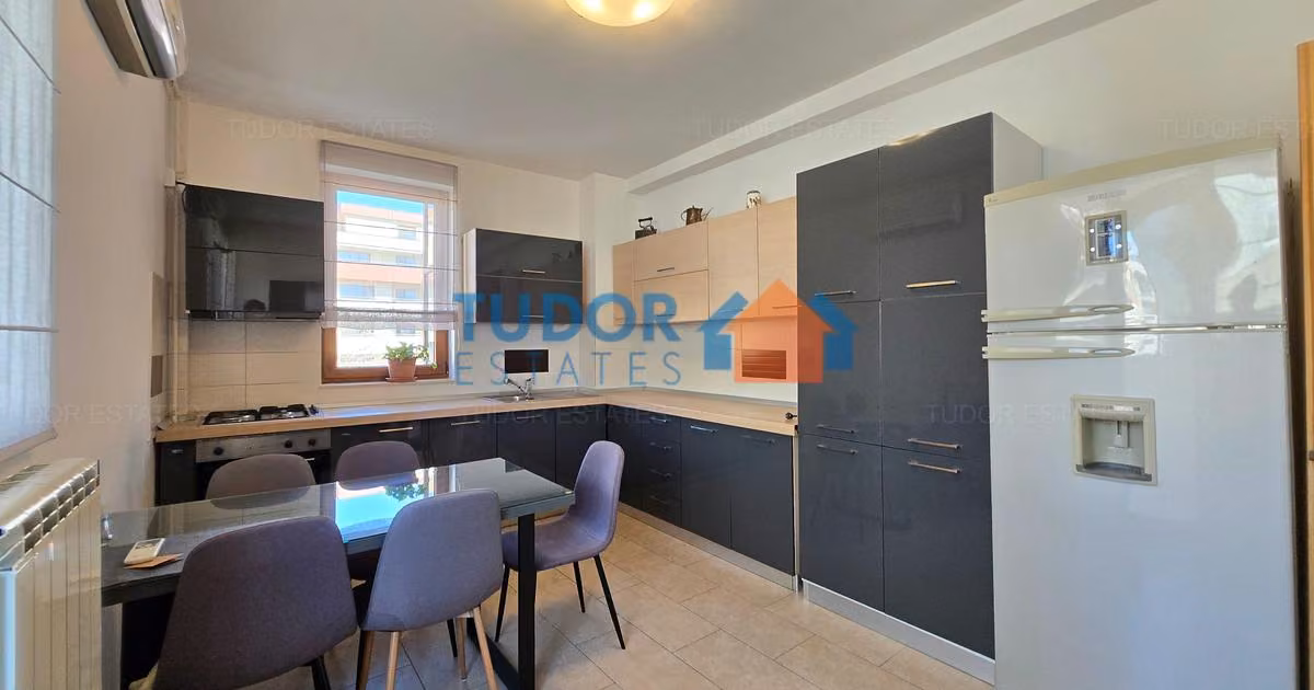 Apartament de vânzare cu 4 camere în zona Herăstrău, Sector 1