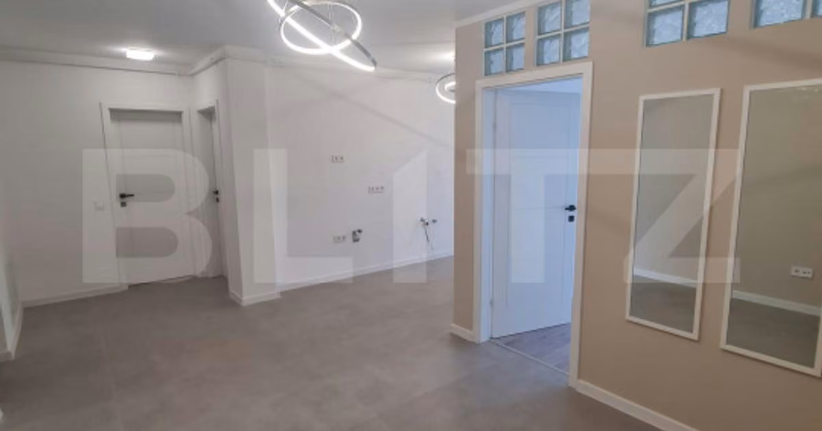 Apartament de vânzare cu 3 camere în Florești