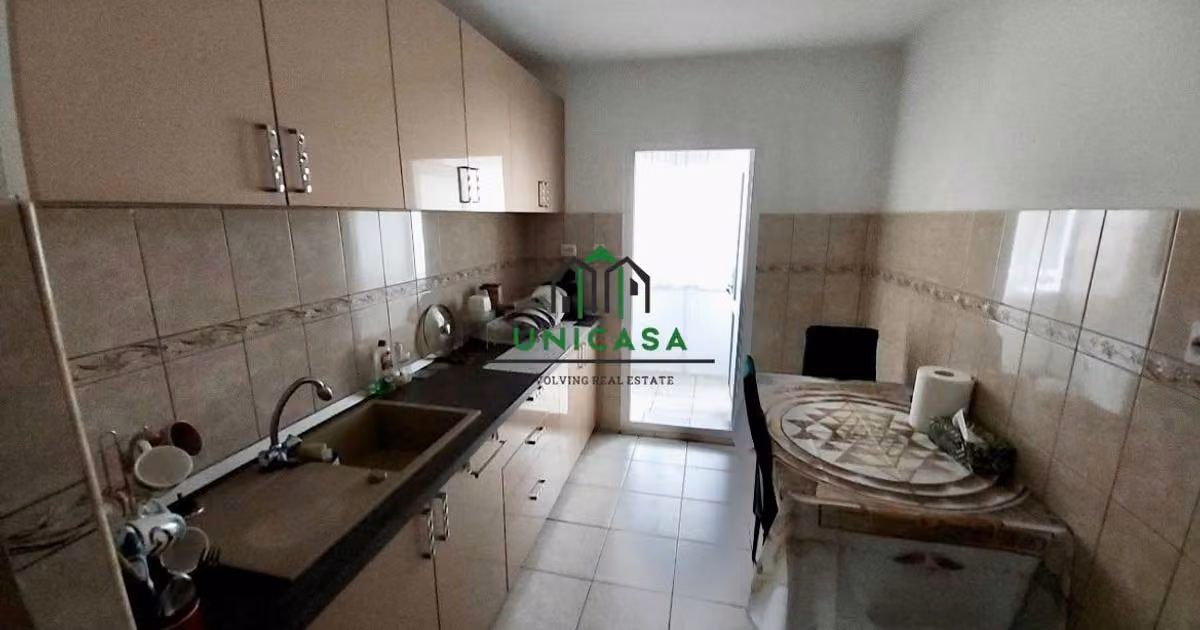 Apartament de vânzare cu 3 camere în Voineasa