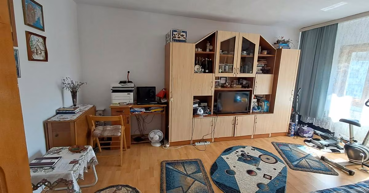 Apartament de vânzare cu 2 camere în zona Bahne, Focșani